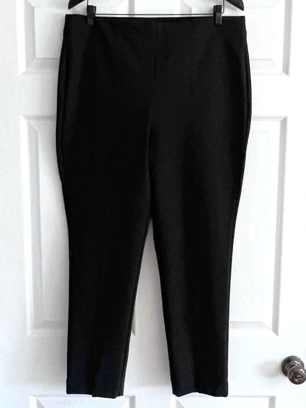 Chico's Black Pull On Pants 2.5R 14R Slim Straight Front Slit Stretch